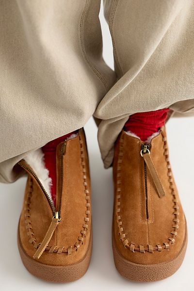 Intentionally Blank Tam Tam Cozy Boots