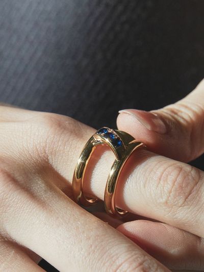 Invisible collage Blue Between Ring - Gold