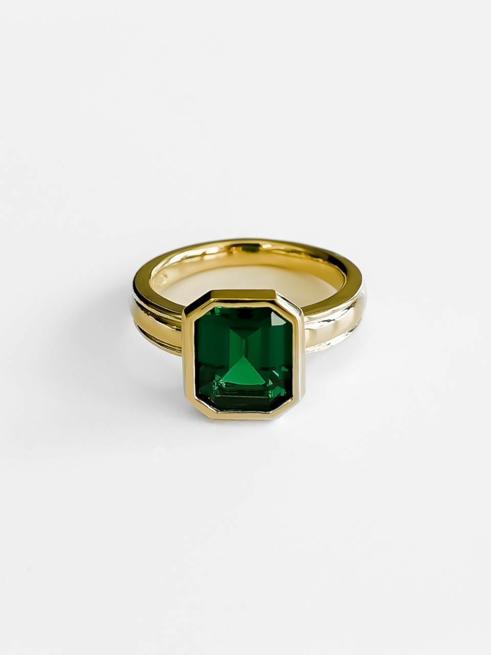Invisible collage Green Lid Ring_Gold