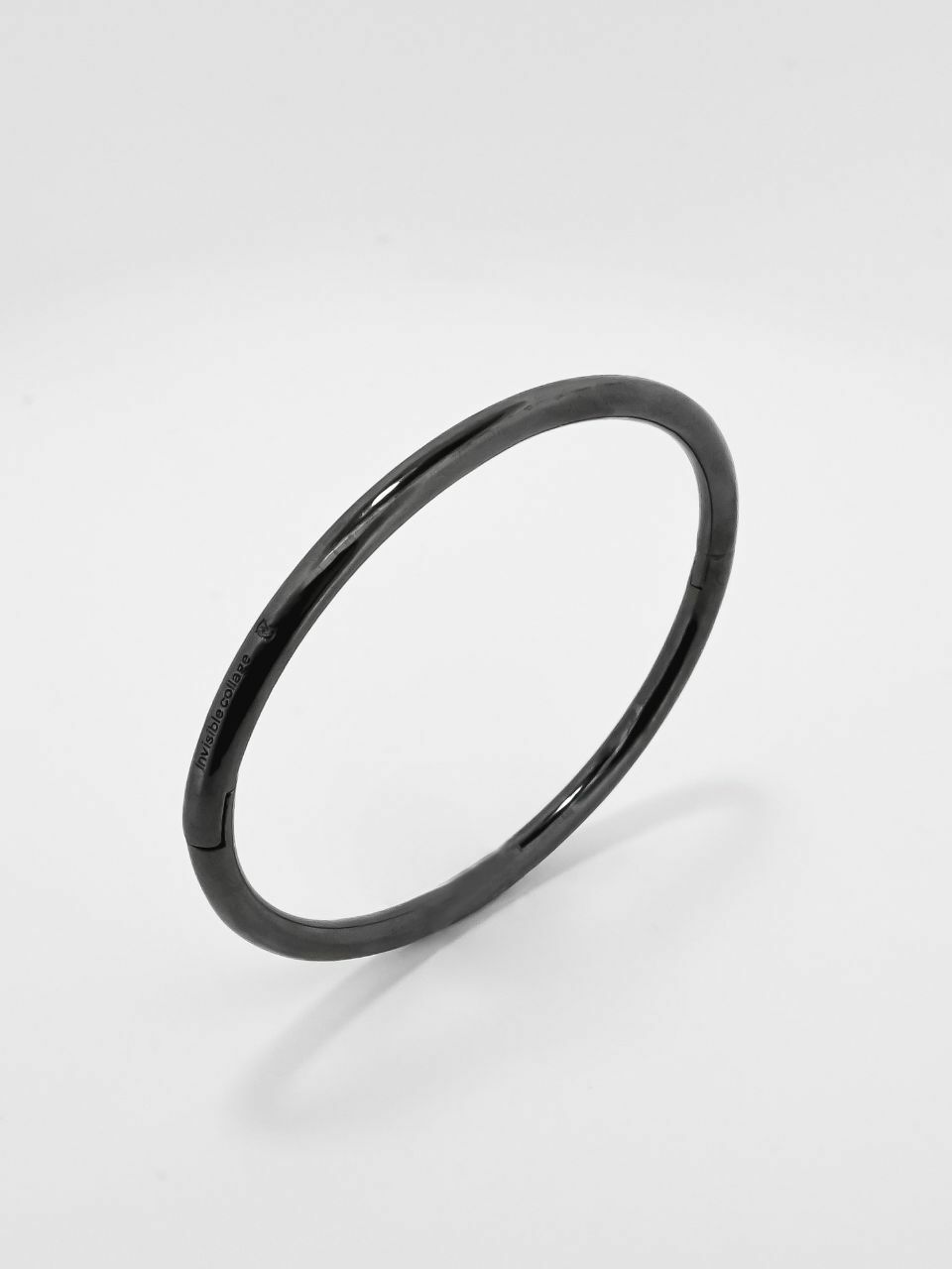 Invisible collage Plane Bangle - Black