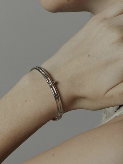 Invisible collage Swirly Bangle - Silver
