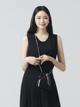 IT MICHAA ITSMYSHA Two-way Chain Bucket Bag (ITO6AHB800)