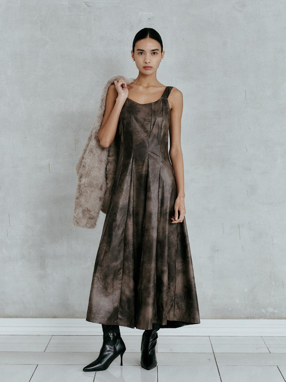 itte IT_Romantic leather dress_BROWN