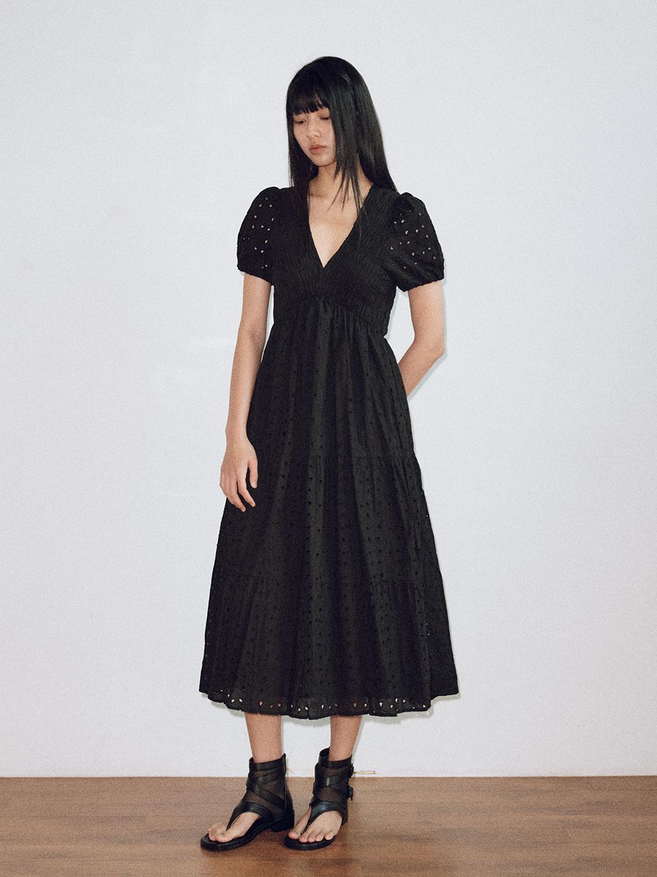 itte IT_V-neck cut out dress_BLACK