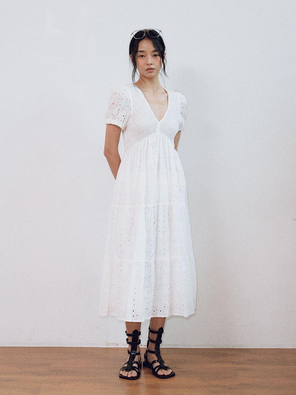 itte IT_V-neck cut out dress_white
