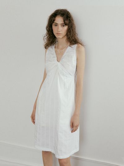 IULAI Shudder Dress