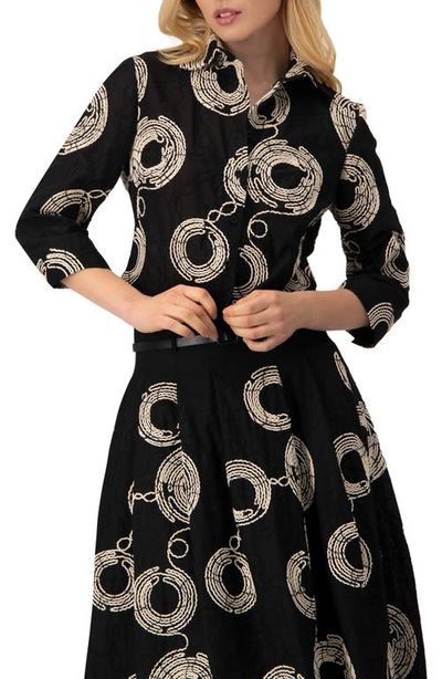 IVONNE IVONNE Black Cropped Shirt with Circular Embroidery 