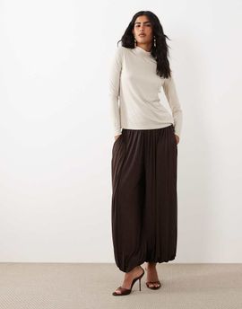 Iyal IYAL jersey cuffed balloon leg pants in brown-Black