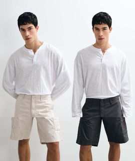 Jack & Jones Jack & Jones 2 pack cargo shorts in cream and gray-White