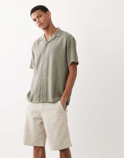 Jack & Jones Jack & Jones chino shorts in cream-White