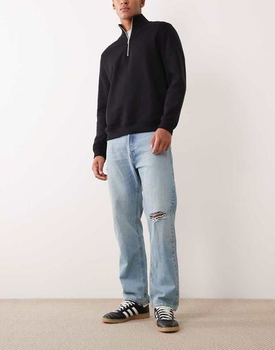 Jack & Jones Jack & Jones Chris straight leg jeans with rip in light blue
