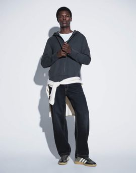 Jack & Jones Jack & Jones Eddie loose jeans in black tint with contrast stitch