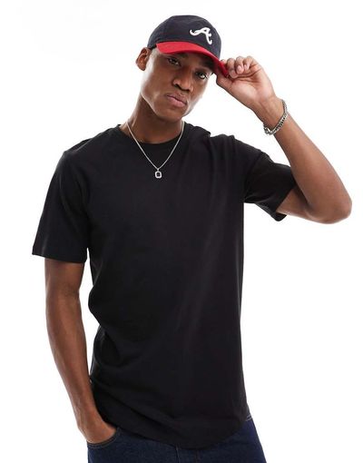 Jack & Jones Jack & Jones Essentials longline T-shirt with curve hem in black
