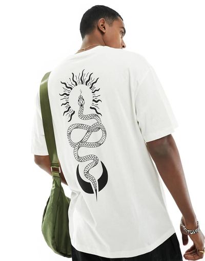 Jack & Jones Jack & Jones oversized T-shirt with snake back print in white