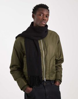 Jack & Jones Jack & Jones scarf with tassel in black