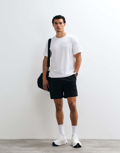 Jack & Jones Jack & Jones Sports quick dry shorts with zip pocket in black
