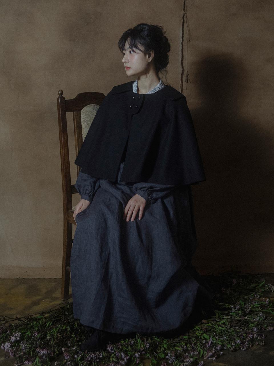 JAMMER Clemen wool cape - black
