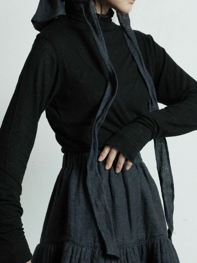 JAMMER line high neck top: line high neck top - black