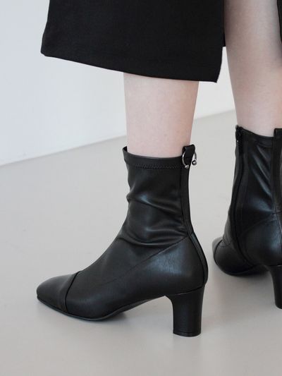 JAM’T LOOIE Ankle Boots
