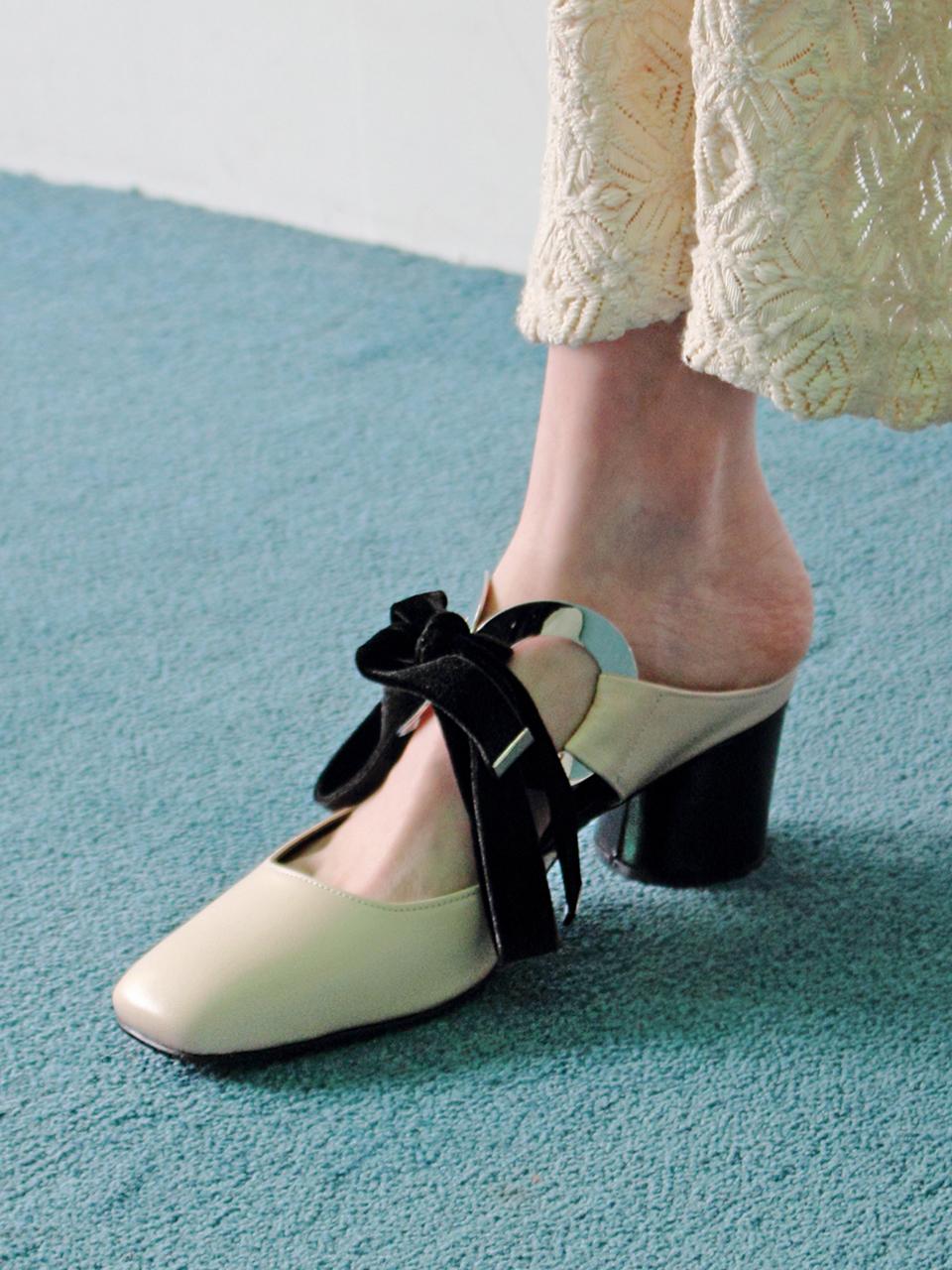 JAM’T Ringring Pumps