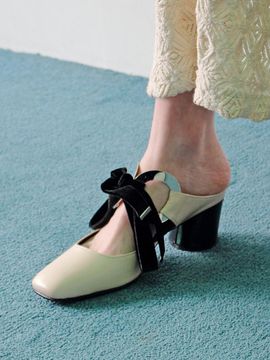 JAM’T Ringring Pumps