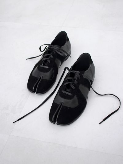 JAM’T Unisex Tabi Loafer_Black