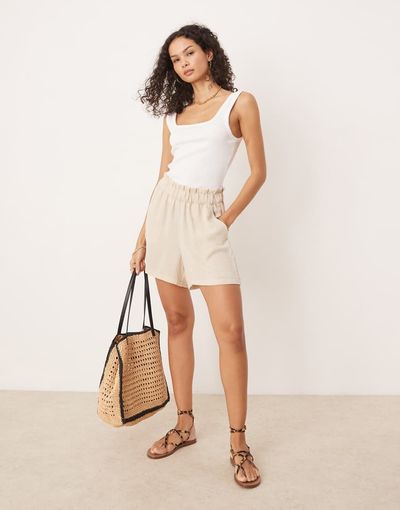 JDY JDY paperbag shorts in beige-Neutral