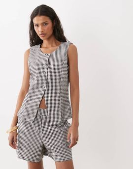 JDY JDY vest in brown gingham - part of a set