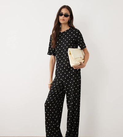 JDY Tall JDY Tall loose pants in black polka dots - part of a set