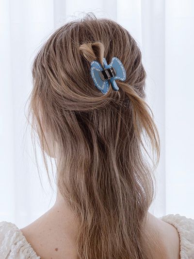 Jean Paul Clarisse Line Crystal Hair Claw
