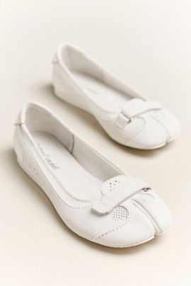 Jeffrey Campbell Faylen Split Toe Flats