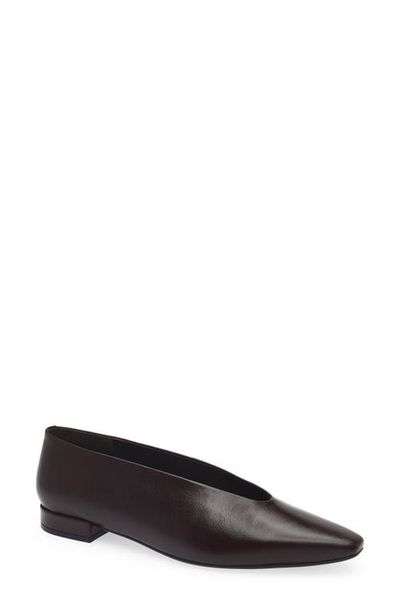 Jeffrey Campbell Jeffrey Campbell Hinted Pointed Toe Flat