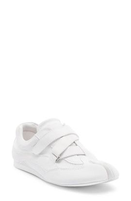 Jeffrey Campbell Jeffrey Campbell Planeta Split Toe Sneaker