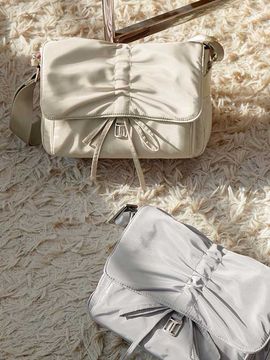 J.ESTINA Triana MD Shoulder Bag Light Gray