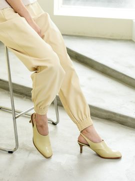 jeu d`art Carre Wood Heel Slingbacks_Butter