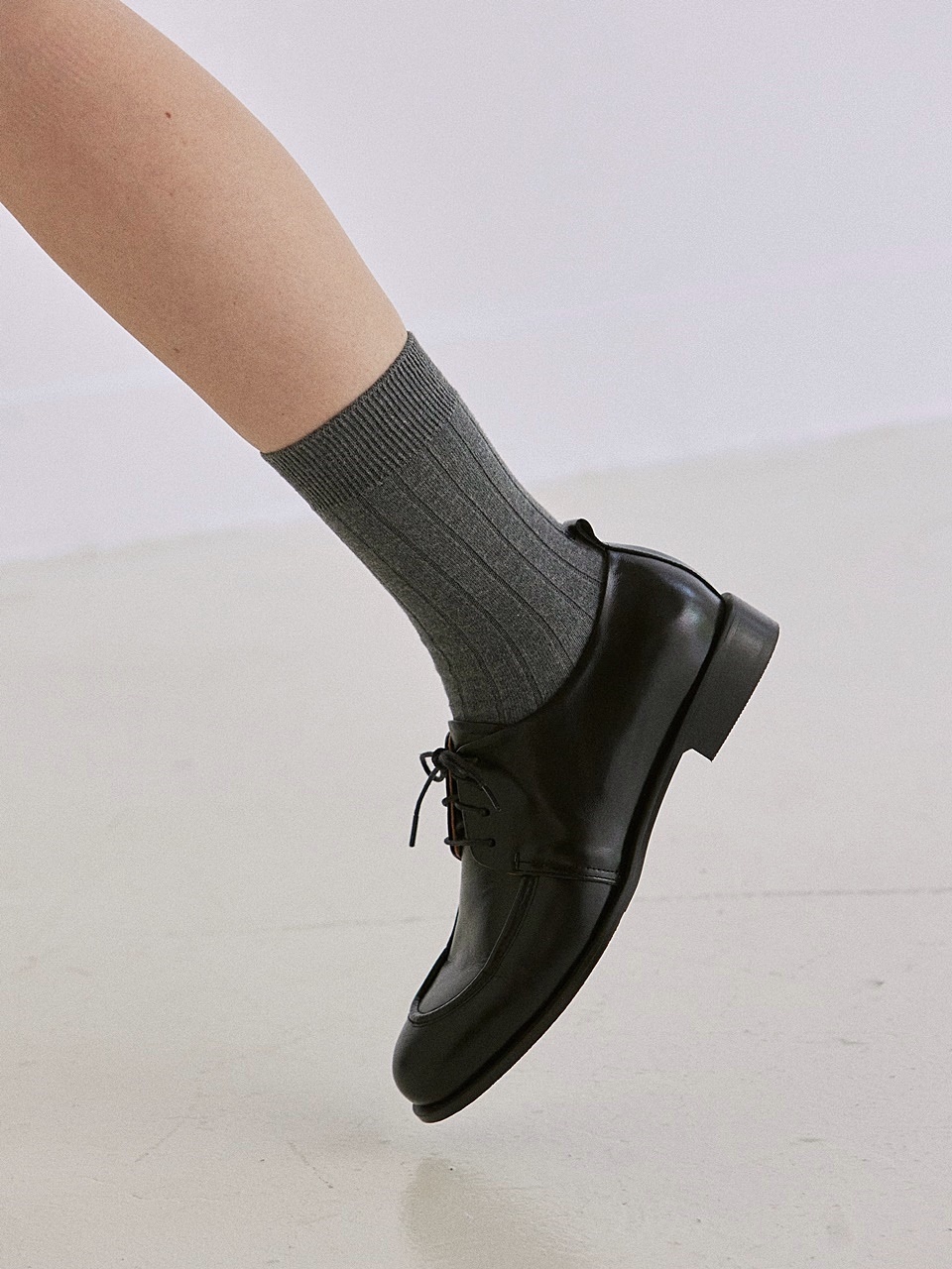 jeu d`art Lace Up Classic Loafer_Black