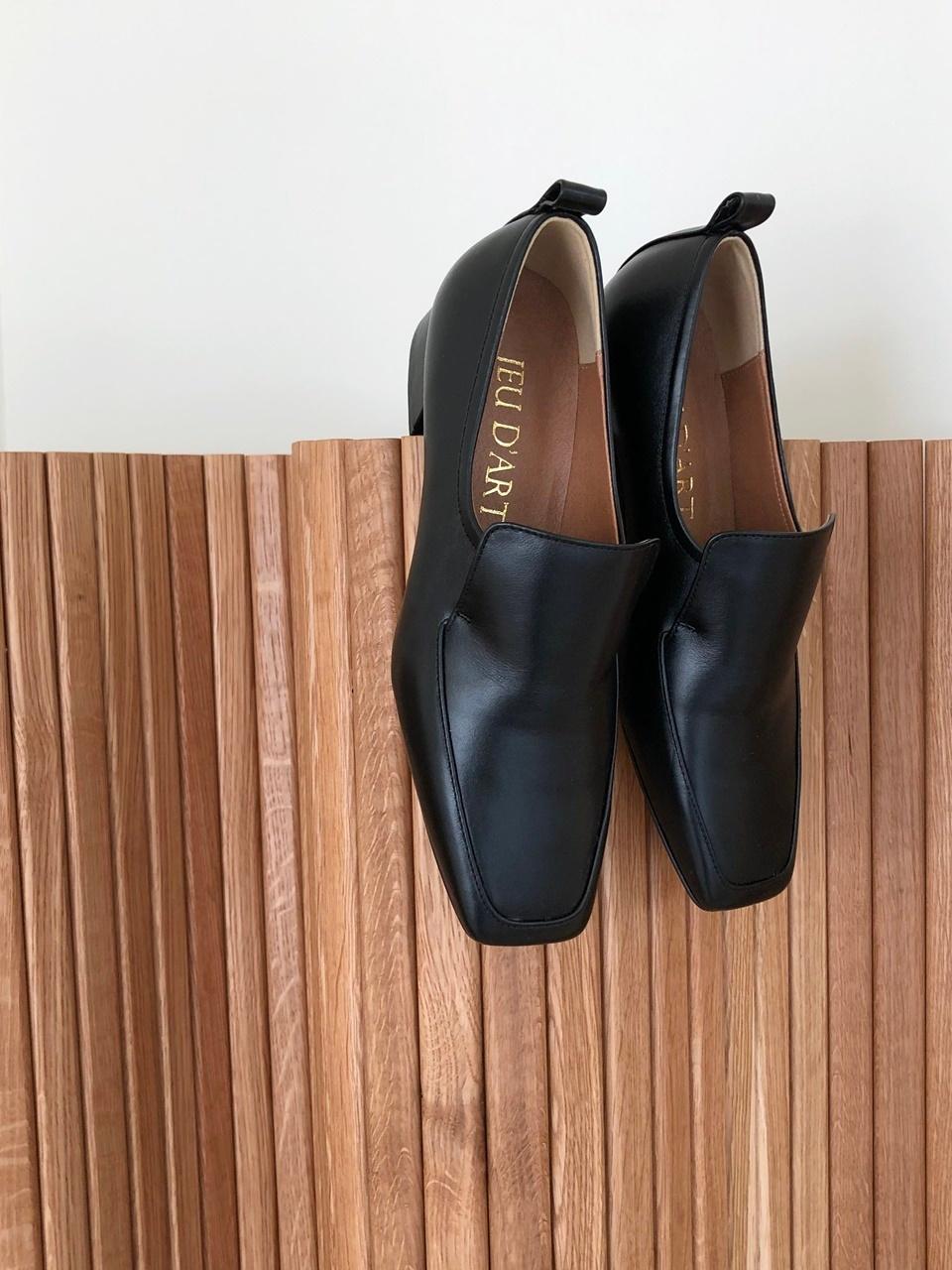 jeu d`art Minimal Square Loafer_Black