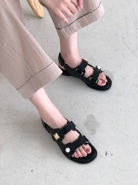 jeu d`art Pyramid Bold Sandal_Black