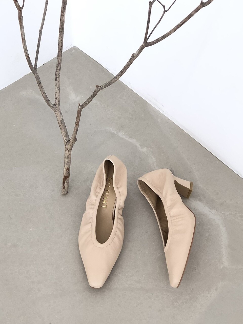 jeu d`art Soft Wrinkle Pumps_Skin