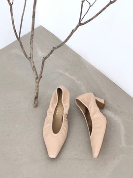 jeu d`art Soft Wrinkle Pumps_Skin