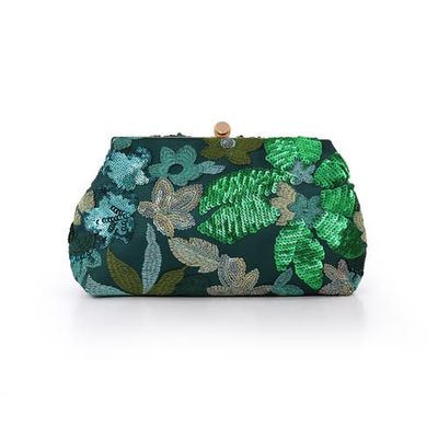 Jewel Badgley Mischka Jewel Badgley Mischka Elara Large Flora Sequin Pouch Clutch