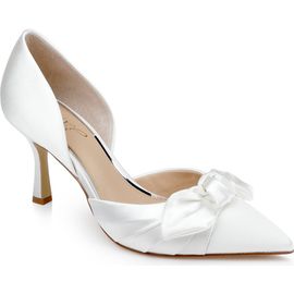 Jewel Badgley Mischka Jewel Badgley Mischka Emelia d'Orsay Pointed Toe Pump