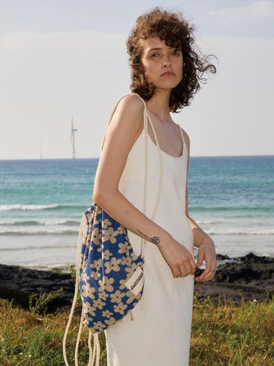 jijivisha Daisy String Bag