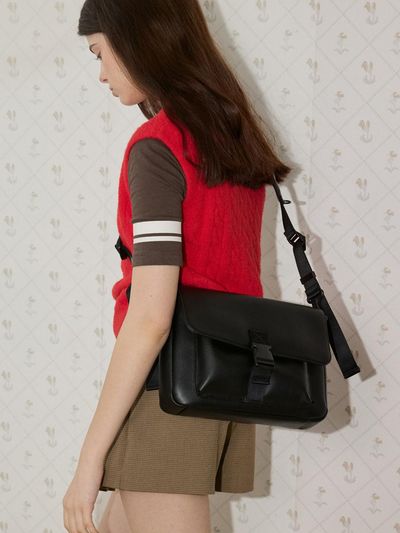 JILL BY JILLSTUART ALEX Flap Crossbody Convertible Shoulder Bag (JLBA5E730BK)