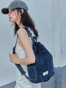 JILLSTUART Navy canvas stitching and backpack