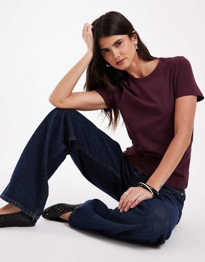 JJXX JJXX fitted T-shirt in deep burgundy-Red