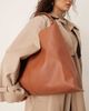 JJXX JJXX slouchy shoulder bag in tan-Brown - 2