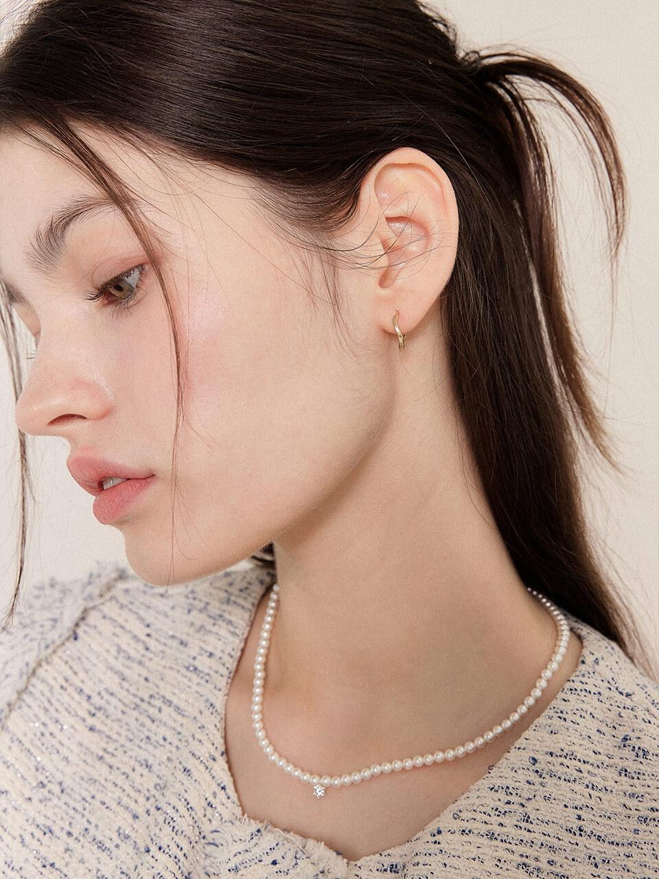 J.Lauren 10K Gold Line Wave One Touch Earrings (G0286)