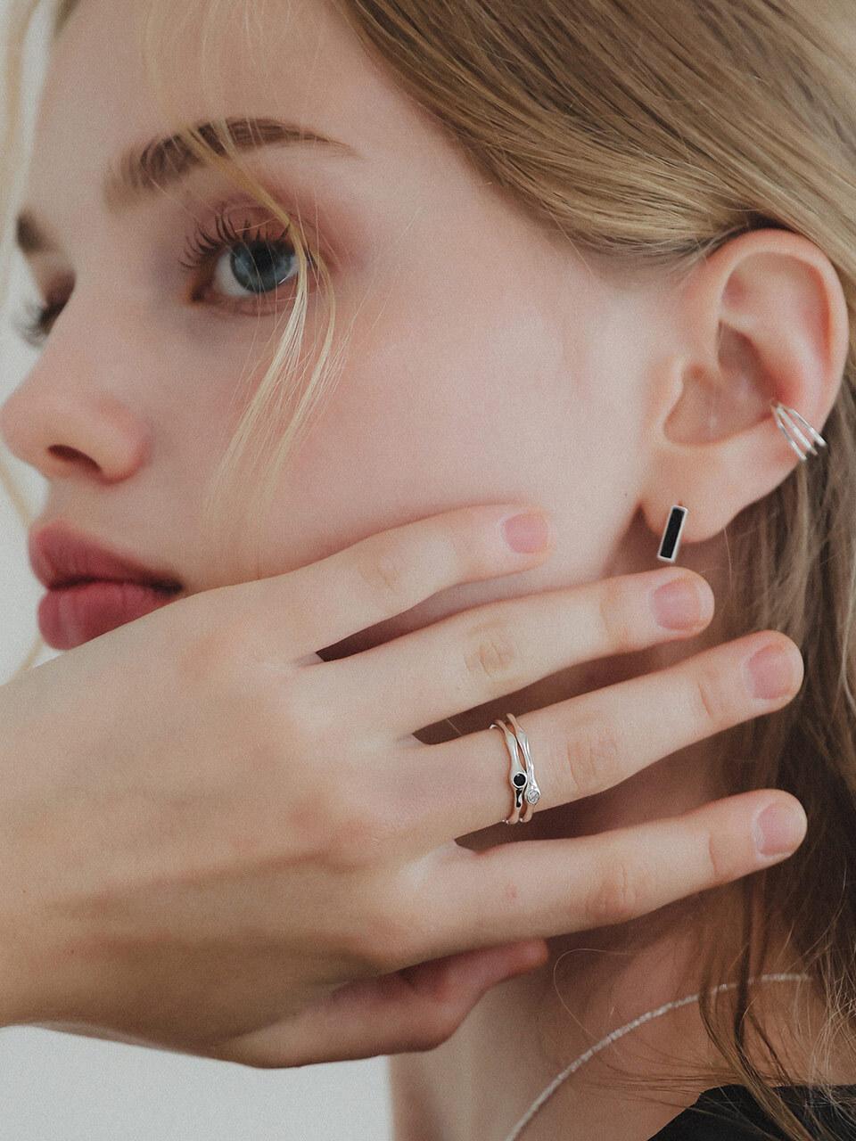 J.Lauren Angle Line Silver Earcuff M03931