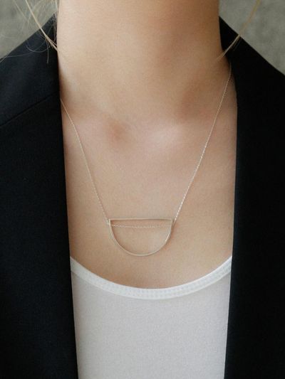 J.Lauren Half Moon Silver Necklace N0757